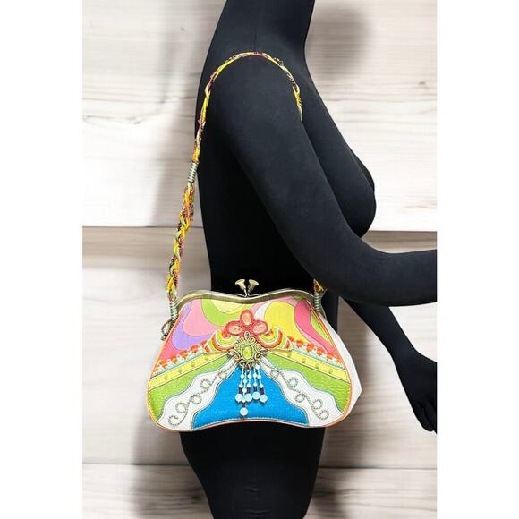 Mary Frances Style #95941 “Mystery Tour” Handbag - Picture 7 of 10